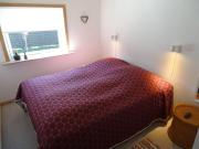 Fin lejlighed med lukket have