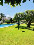 Bungavilla House in La Isla