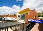 Top Lorne
