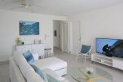 Sea Glass Villa - Spacious 3 Bed 2 Bath (Lantana 39)