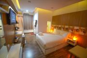 Top Hat Yai