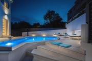 Villa Miholina - with heated swimming pool