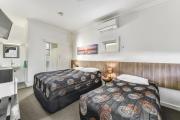 Top Naracoorte