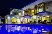 Top Coral Bay