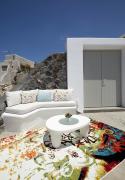Top Oia