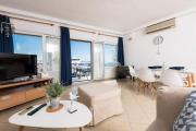Promenade Sea View Apartment