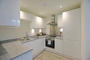 Modern Commercial Street Maisonette Modern Commercial Street Maisonette