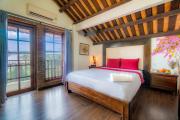 Calm House Hotel Hoi An 1