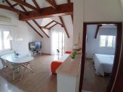 Liliana Bol Apartment with Wonderful Sea View Near the Beaches