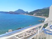 Top Sutomore