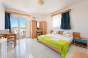 Yiannis Apartments