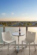 Top Caroline Springs