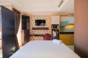 Exquisite Studio Menteng Park Apartment By Travelio