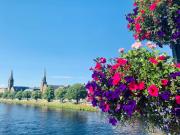 Scardroy Homes Inverness - Central 2 Bedroom with Parking WiFi Smart TVs Sleeps up to 6