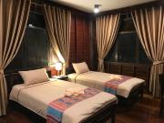 Top Ban Khlong Si