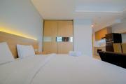 Spacious Studio Room at Capitol Suites Apartment By Travelio
