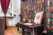 Little Home Chopin in Love
