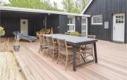 Three-Bedroom Holiday Home In Blavand