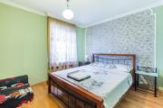 Alexs Guest House