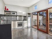 Hearns Beachside Villa 2