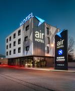 Air Hotel