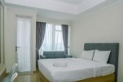 Modern and Cozy Studio Menteng Park Apartment By Travelio