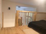 Vintage Modern Studio Comfortable Loaction