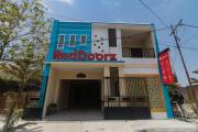 RedDoorz Syariah near Politeknik Negeri Madiun