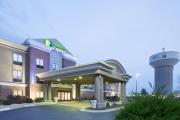 Holiday Inn Express Kansas City - at the Legends! by IHG