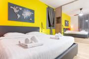 GuestHost - Colorful Boccaccio Apartment