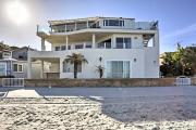 Beachfront San Diego Condo with Patio on the Bay!