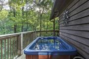 Gatlinburg Home with Hot Tub about 4 Mi to Town!