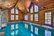 Hot Tub, Indoor Pool! Home 8 Mi to Heavenly Skiing