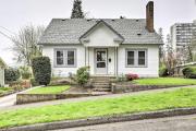 Central Eugene House with Updated Interior and Yard!