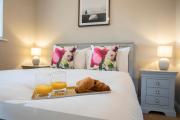 Cotswold Style 4 Bedroom House Cotswold Style 4 Bedroom House