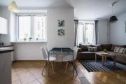 Spacious apartment in HEART of WARSAW 6 people Spacious apartment in HEART of WARSAW 6 people