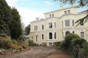 Clifton Spacious 3 Bed Apt & Parking - Simplycheckin
