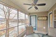 4 Mi to Strip: Cozy Lake-View Retreat in Branson