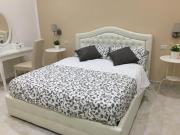 Queen Chic Apartment Queen Chic Apartment