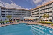 1 Mi to Shelter Cove Hilton Head Resort Condo!