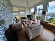 Tranquil Villa - Stunning views with free breakfast