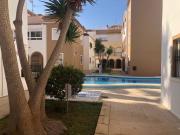Apartament Naranja con piscina urb El Paraiso
