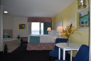 Breakers Resort - Lakeside