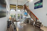 Maui Hill 70 - Renovated, Ocean View, Sleeps 8, AC