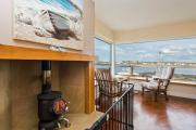 AEL-Y-BRYN-5 BED- DRAMATIC SEA VEIWS - Sleeps 12 AEL-Y-BRYN-5 BED- DRAMATIC SEA VEIWS - Sleeps 12