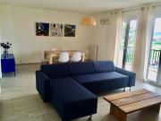 Appartement vue mer, rivière et montagnes