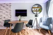 City Centre Stylish Apartment With Free Parking