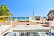 70sqm private terrace in front of the sea & 107sqm brand new apartment
