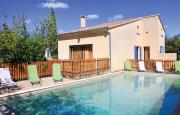 Villa de 4 chambres avec piscine privee jardin clos et wifi a Grillon