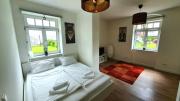 Pineapple Apartments Dresdner Heide mit Garten